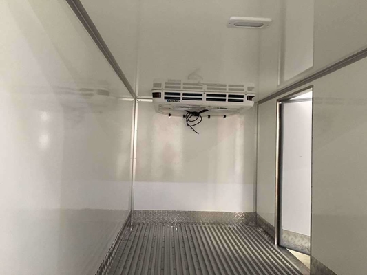 Production Formed at High Pressure by Cacuum Technonigy of Ge Snowfall FRP Truck Body