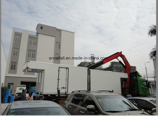Fiberglass Honeycomb Dry Truck Box / Dry Freight Truck Body Lightweight CKD Delivery