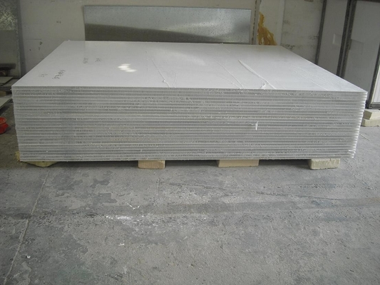 Customizable CKD Radial Tire FRP Truck Body Dry Cargo Truck Box 1-10t Load Capacity