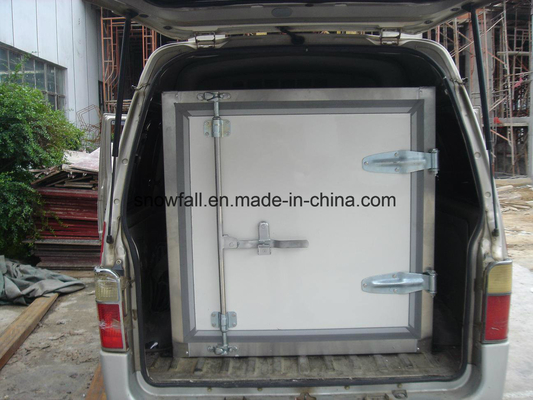 Stability Consistency Small Refrigeration Van Freezer Van with Customizable Options