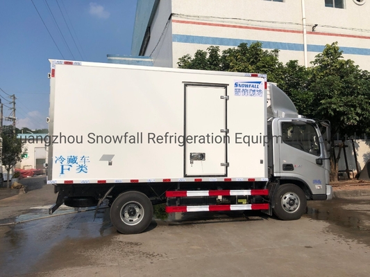 White Colour FRP CBU Refrigerated Truck Box Body With Manual Transmission Type