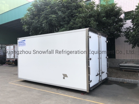 White Colour FRP CBU Refrigerated Truck Box Body With Manual Transmission Type